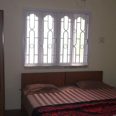 Megacity Inn Calcutta Buitenkant foto