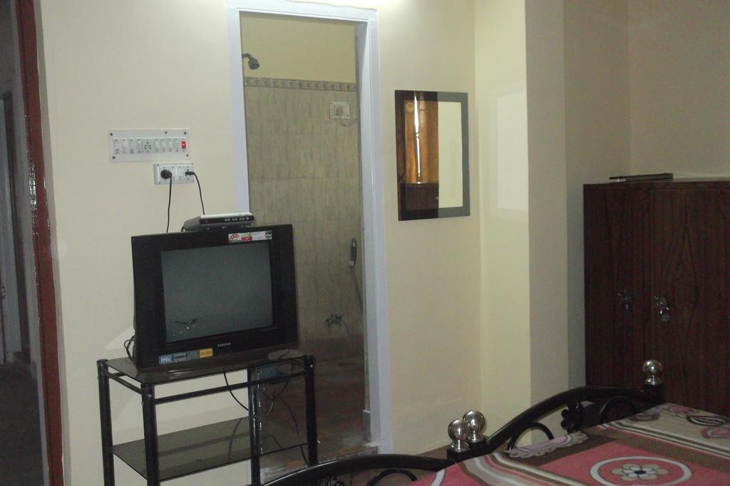 Megacity Inn Calcutta Buitenkant foto