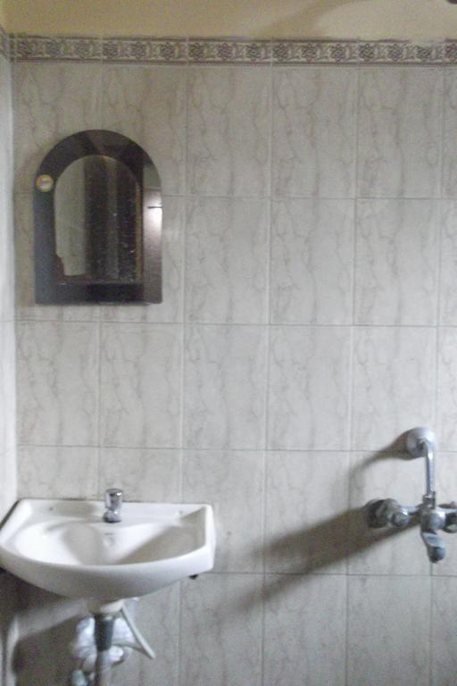 Megacity Inn Calcutta Buitenkant foto